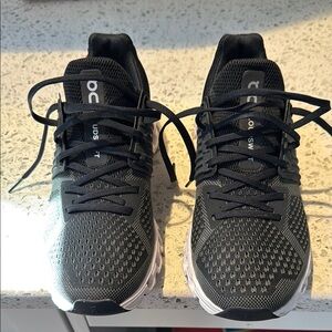 ON Running Black Sneakers